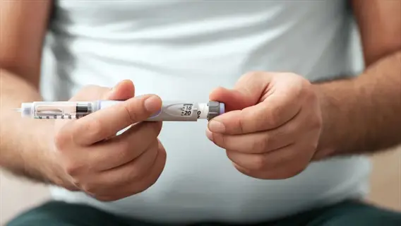 insulin pen administration for blood sugar metabolism regulation in diabetes management